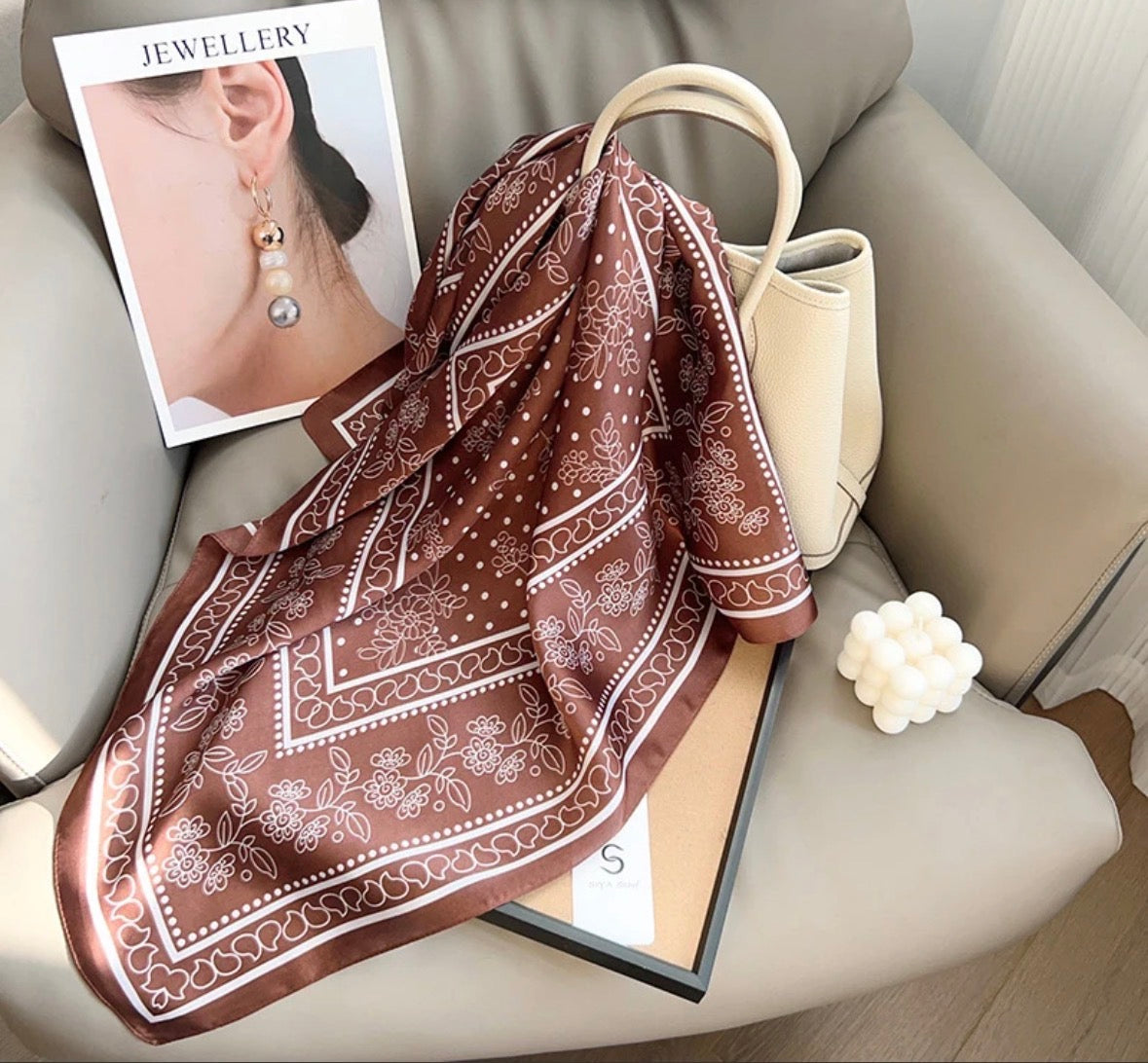 Foulard brun